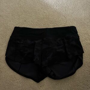 Lululemon speed up short
